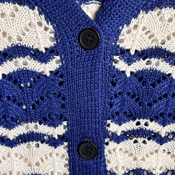 Selfie Leslie Maysah Navy and White Knit Button Up Vest - Picture 4 of 9